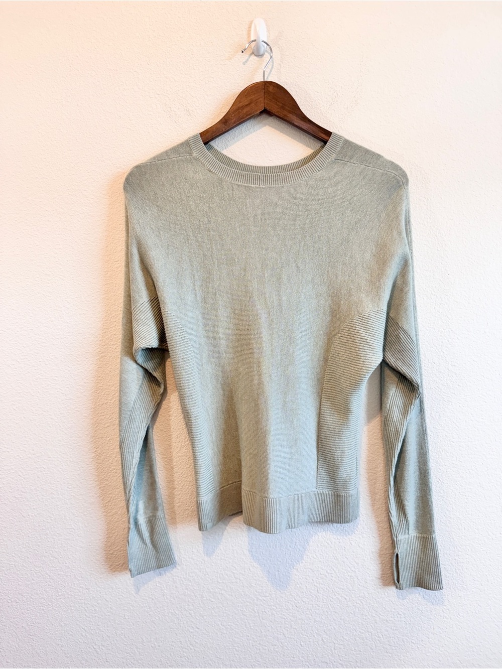 Lululemon Cashlu Knit Pullover Heathered Green Fern Quiet Luxury Sweater 8 H29 - Picture 9 of 11
